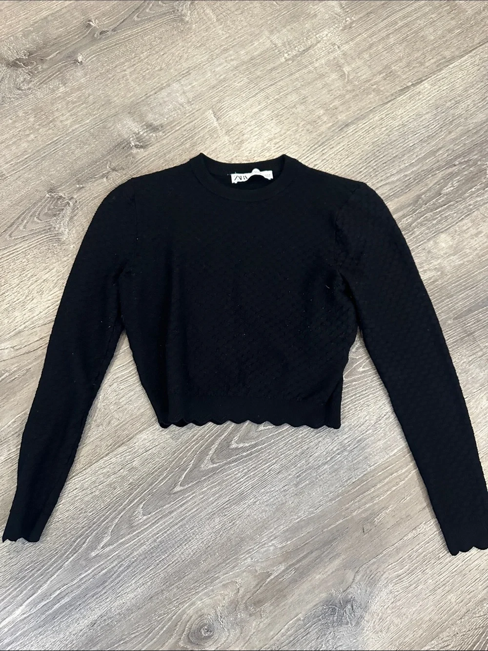 Zara Black Scalloped Hem Textured Crop Sweater